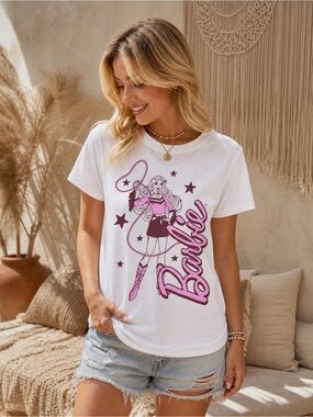 Barbie Cowgirl Graphic Tee XL White Western Pink Graphic Shirt Boho Casual Top